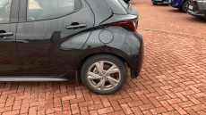Toyota Yaris 1.5 Hybrid Icon 5dr CVT Hybrid Hatchback